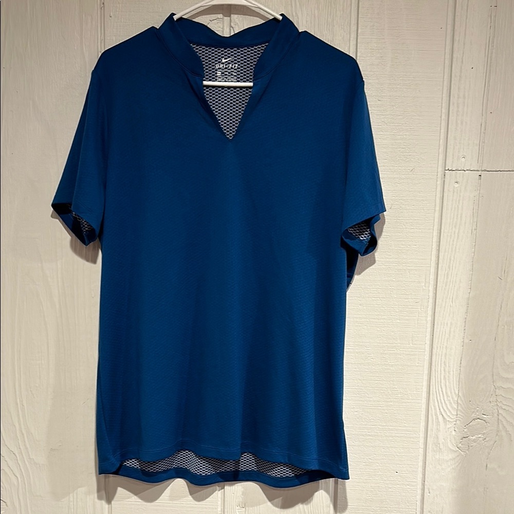Nike Short Sleeve Shirt